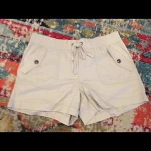 NEW LOFT Beige Shorts